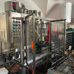 ALFATEK IMPIANTO PER IMBOTTIGLIAMENTO.