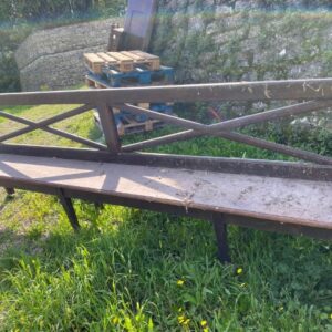 PANCA IN LEGNO CON SPALLIERA A STECCHE LUNG. CM.250