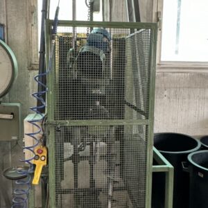 MISCELATORE A COCLEA CON 18 BIDONI CON RUOTE