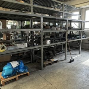 SCAFFALATURA CON PIANETTI ( 5 MONTANTI -3 PIANI)