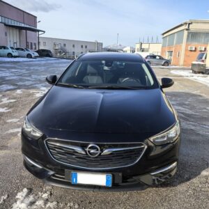 OPEL  INSIGNIA