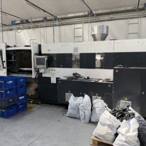 MILACRON MAGNA T275