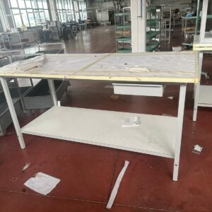 ARREDAMENTO E ATTREZZATURE PELLETTERIA