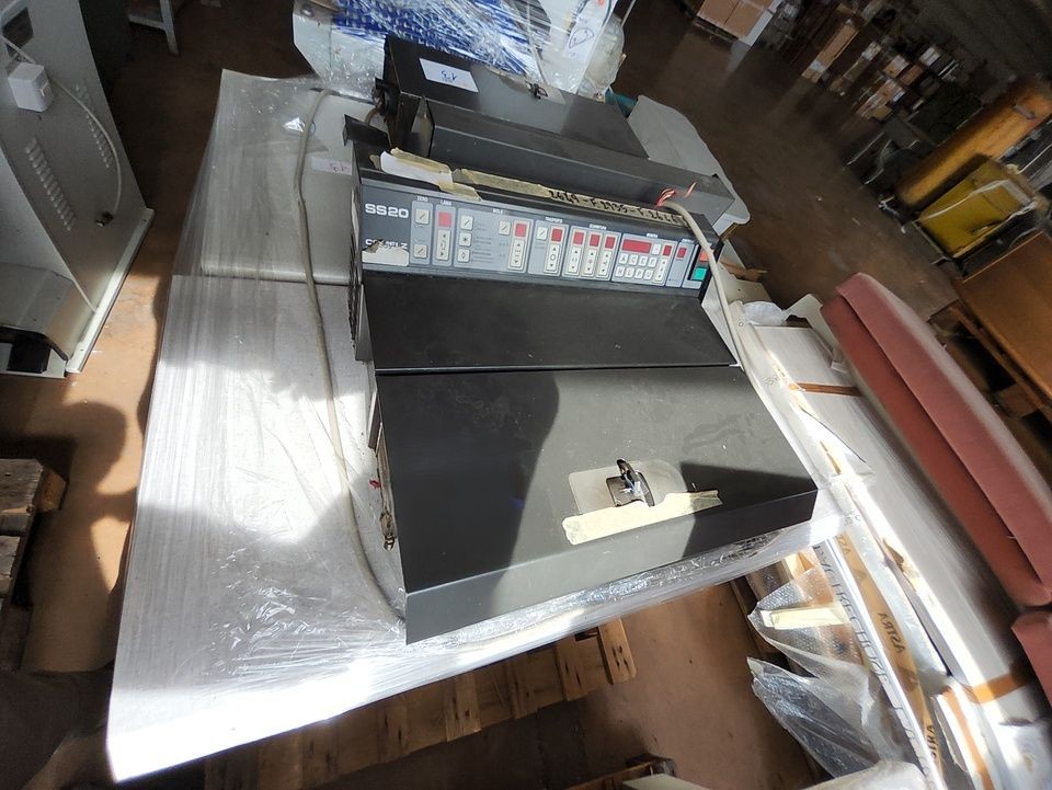 70046_4cc51ecc