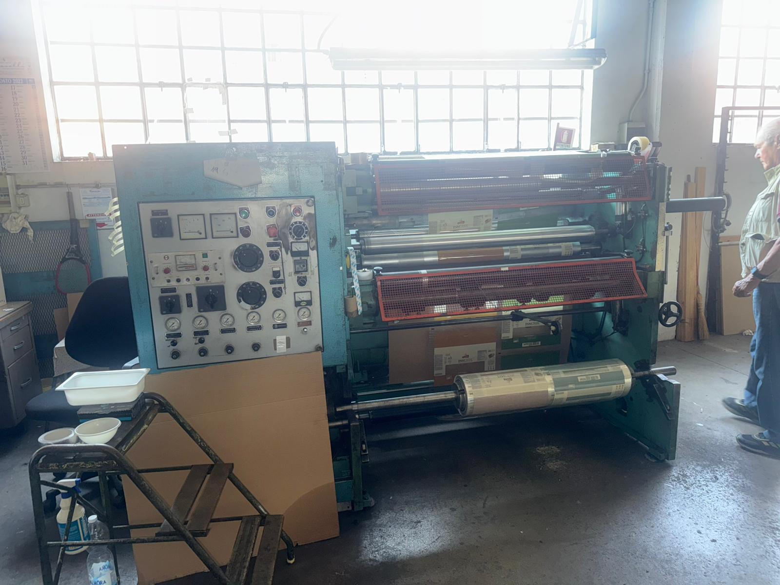 70886_b844430e
